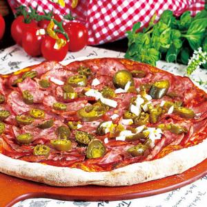 83 ハラペーニョ　カラブレーザ　ピザ
